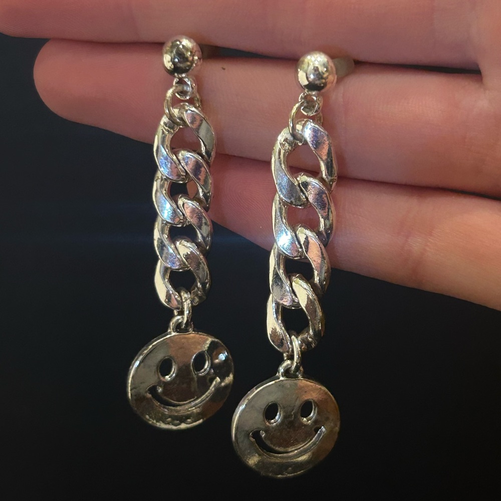 Smiley face earrings
